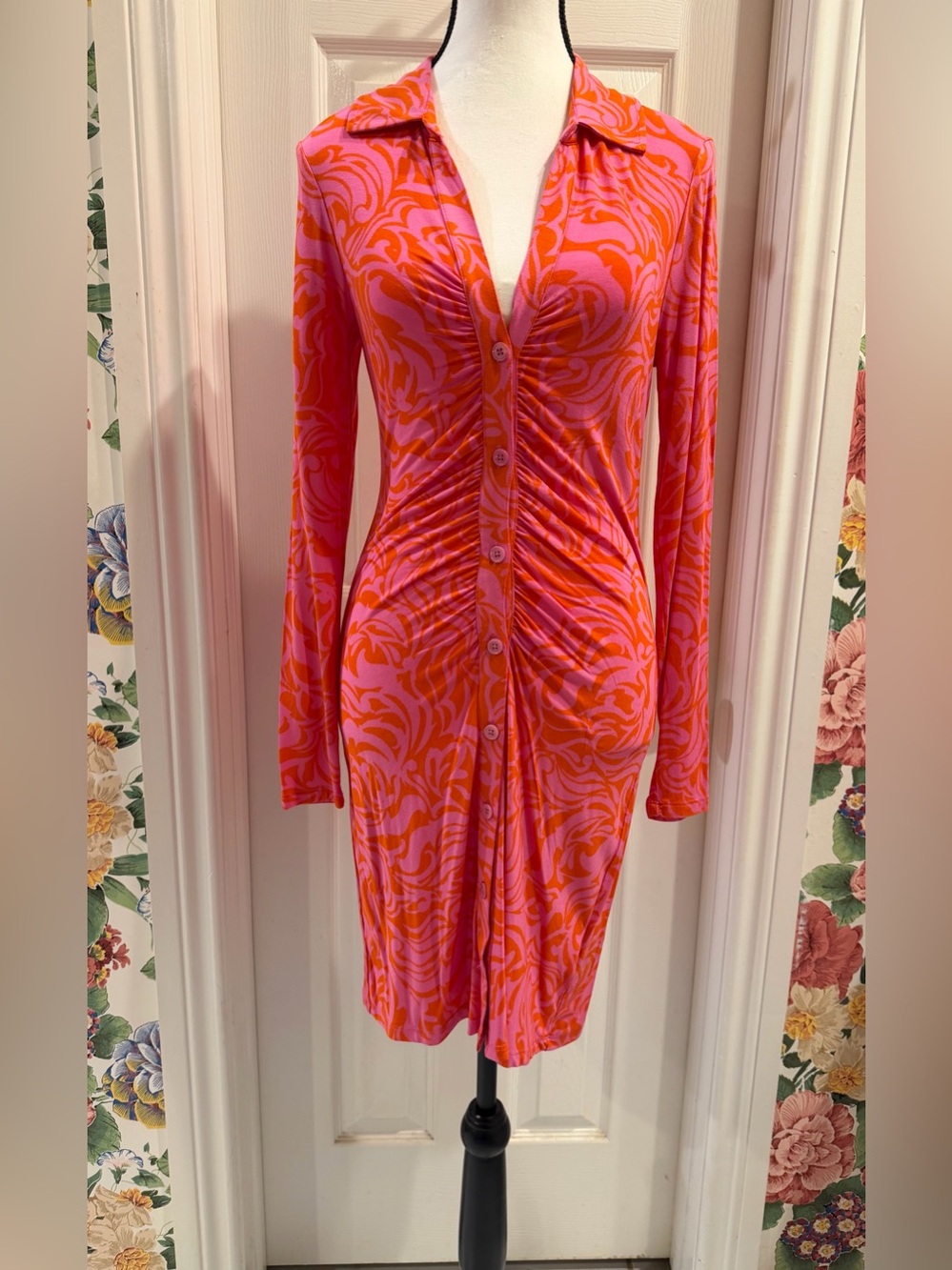 Sanctuary Pink and Orange Ruched Button-Front Dress
